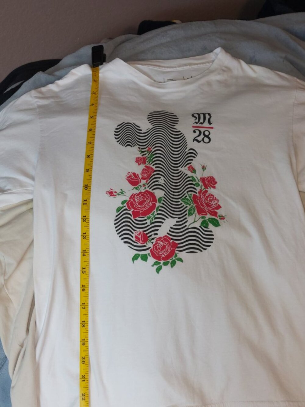 NEFF x Disney Rose Wrap Mickey Mouse Graphic Tee Kids XL/ Women's Small - Picture 3 of 10